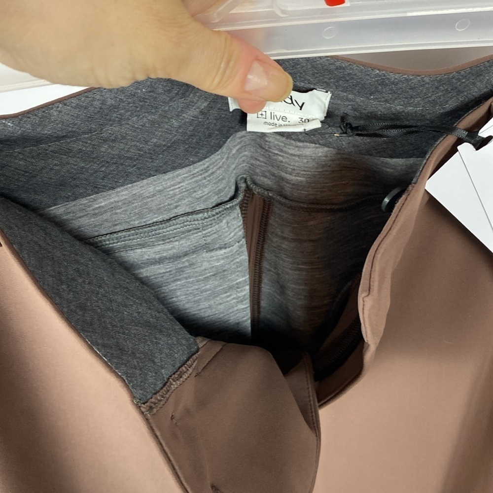 Tom Brady Golf Structured Techtrack Pants in French Roast size 30 - Picture 12 of 13